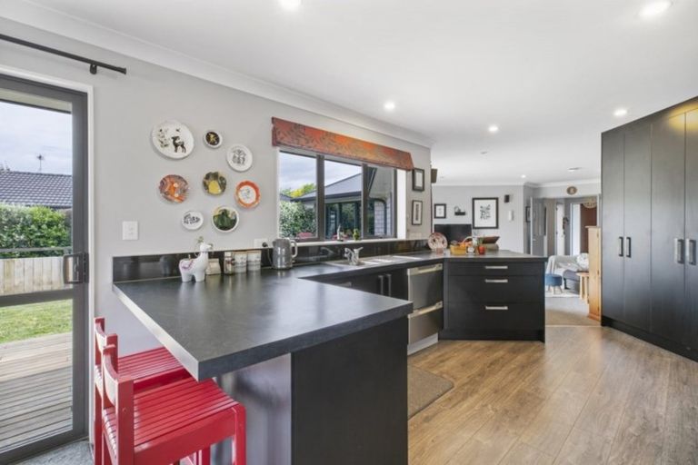 Photo of property in 3 Margaret Place, Waiuku, 2123