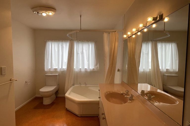 Photo of property in 2/22 Ngataringa Road, Devonport, Auckland, 0624