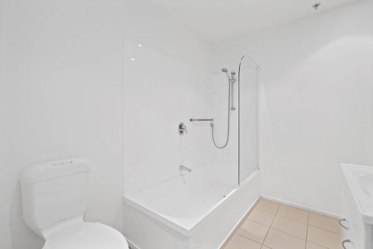 Photo of property in Coromandel Heights, 3/111 Coromandel Street, Newtown, Wellington, 6021