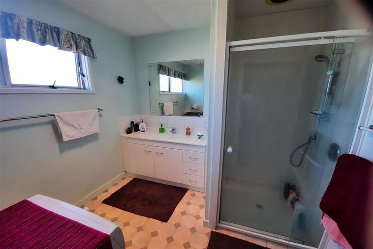 Photo of property in 1/48 Maxwell Street, Riccarton, Christchurch, 8041