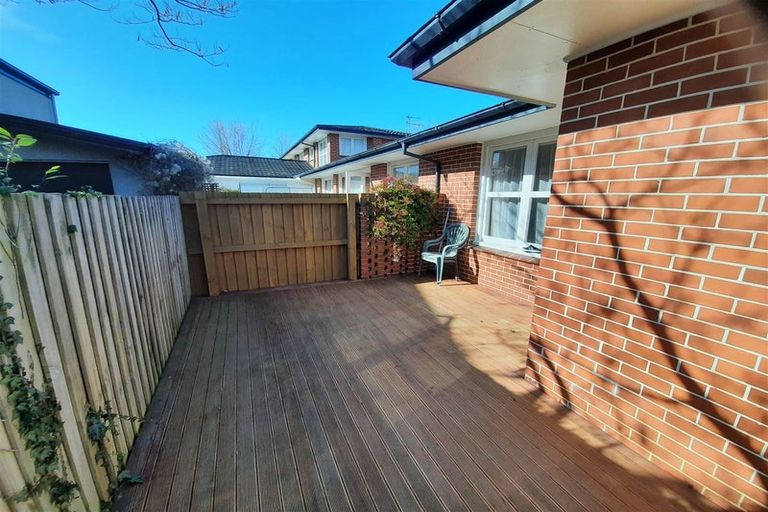 Photo of property in 2/31 Bishop Street, St Albans, Christchurch, 8014