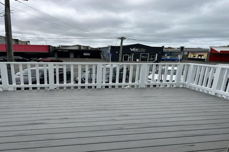 Photo of property in 2/37 Beresford Street, New Brighton, Christchurch, 8061