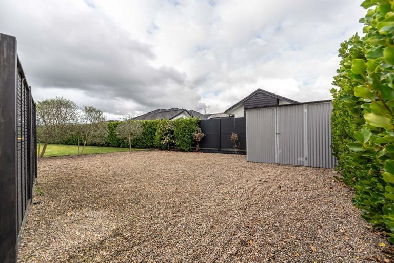 Photo of property in 32 Mike Smith Drive, Cambridge, 3434