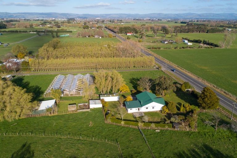 Photo of property in 582 Milson Line, Newbury, Palmerston North, 4478