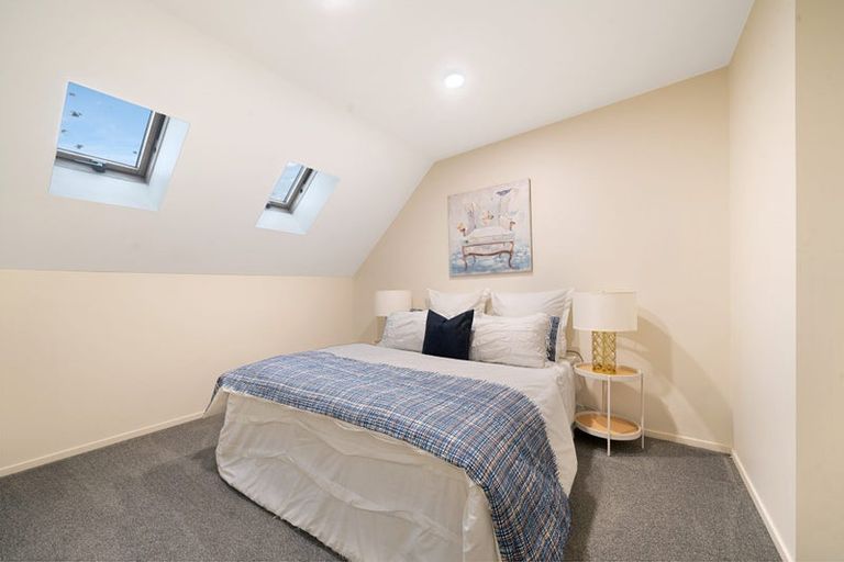 Photo of property in 76n Edmonton Road, Henderson, Auckland, 0612