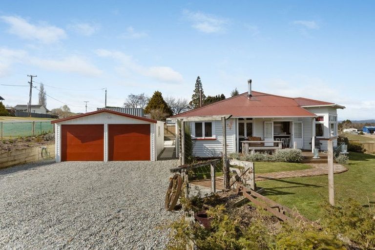 Photo of property in 8 Garden Street, Lumsden, 9730