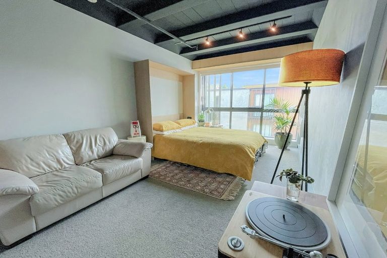 Photo of property in Vedado Apartments, 208/41u Hopper Street, Mount Cook, Wellington, 6011