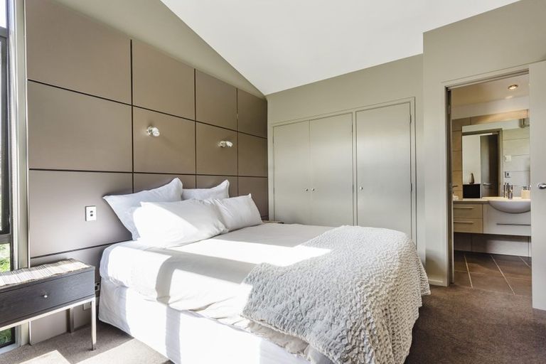 Photo of property in 13b Mataraki Place, Wanaka, 9305