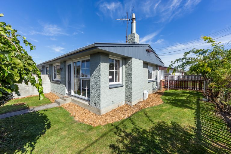 Photo of property in 17 Longfellow Street, Trentham, Upper Hutt, 5018