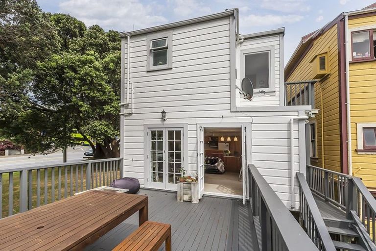 Photo of property in 149 Wallace Street, Mount Cook, Wellington, 6021