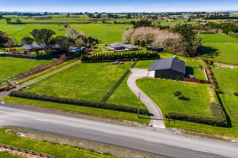 Photo of property in 24 Mahoetahi Road, Sentry Hill, Waitara, 4382