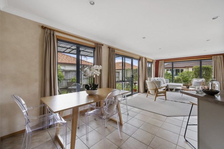 Photo of property in 25a Pembroke Street, Taradale, Napier, 4112