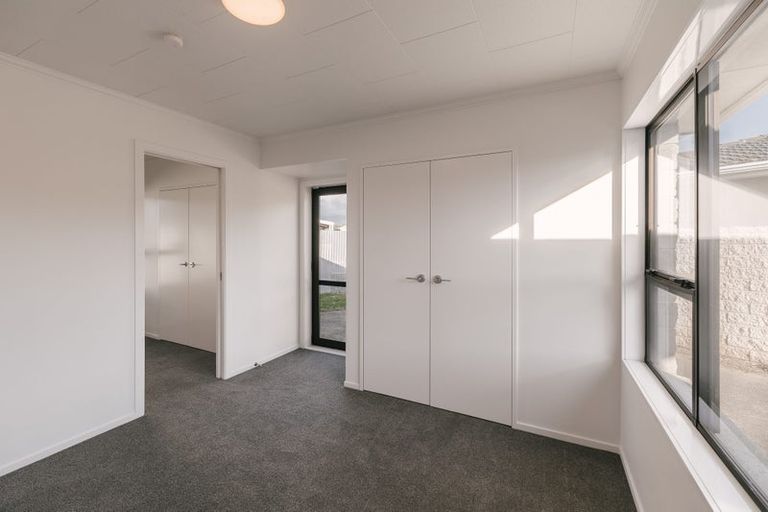 Photo of property in 2 Cypress Way, Levin, 5510