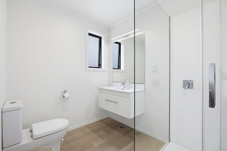 Photo of property in 15 Holystone Road, Whitby, Porirua, 5024