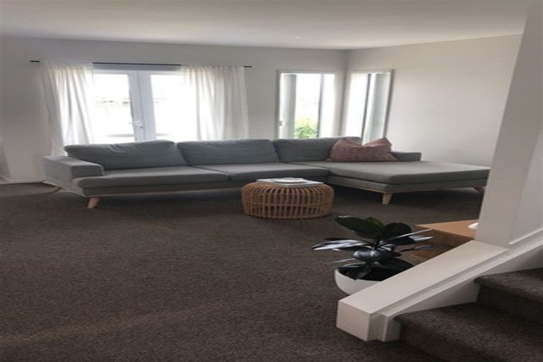 Photo of property in 19 Tribute Loop, Takanini, 2112