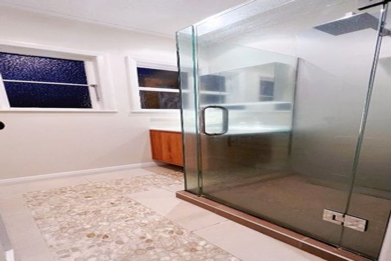 Photo of property in 74 Jellicoe Drive, Hamilton East, Hamilton, 3216