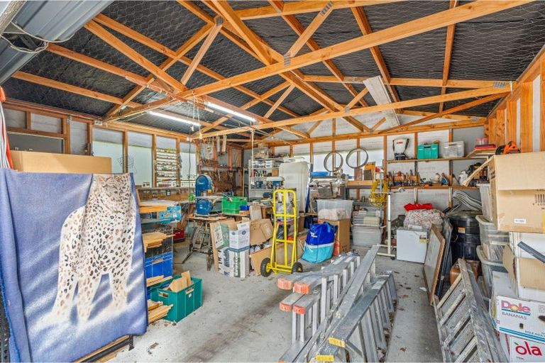 Photo of property in 126 Gladstone Road, Levin, 5571