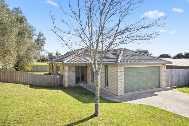 Photo of property in 38 Riverside Drive, Waiuku, 2123