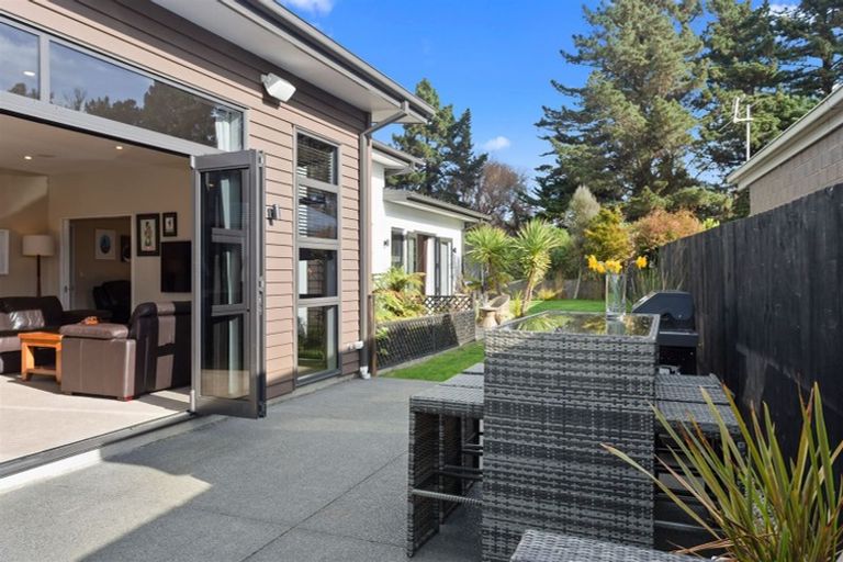 Photo of property in 3 Mokihi Gardens, Hillmorton, Christchurch, 8024