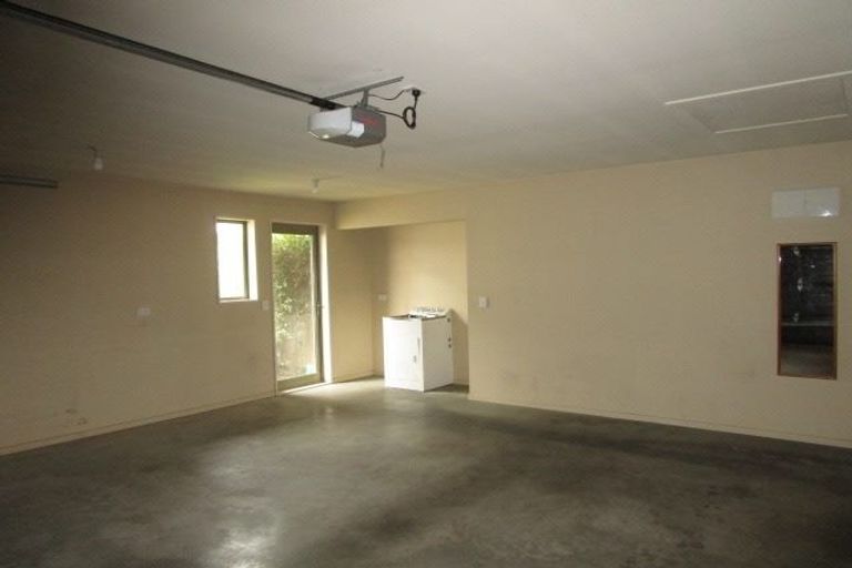 Photo of property in 3 Wedmore Close, Burwood, Christchurch, 8083