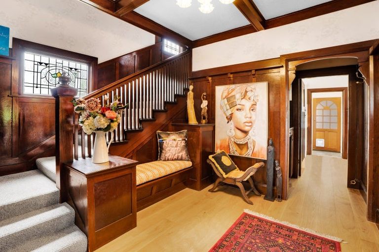 Photo of property in 34 Robe Street, New Plymouth, 4310