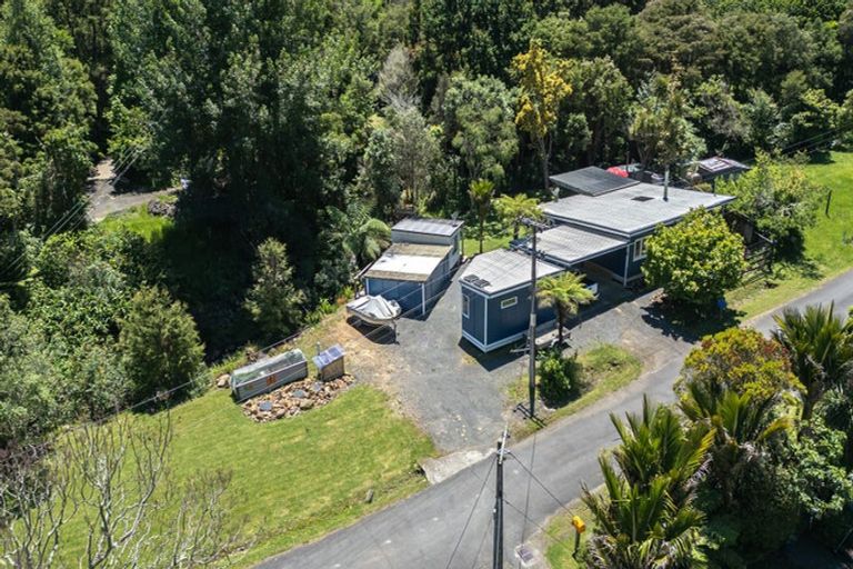 Photo of property in 15 Pohue Creek Road, Waiomu, Thames, 3575