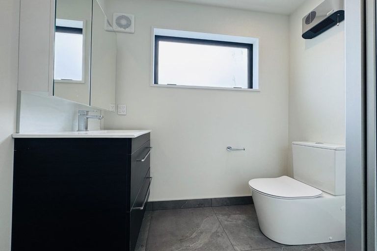 Photo of property in 9a/2 Maronan Street, Woolston, Christchurch, 8023