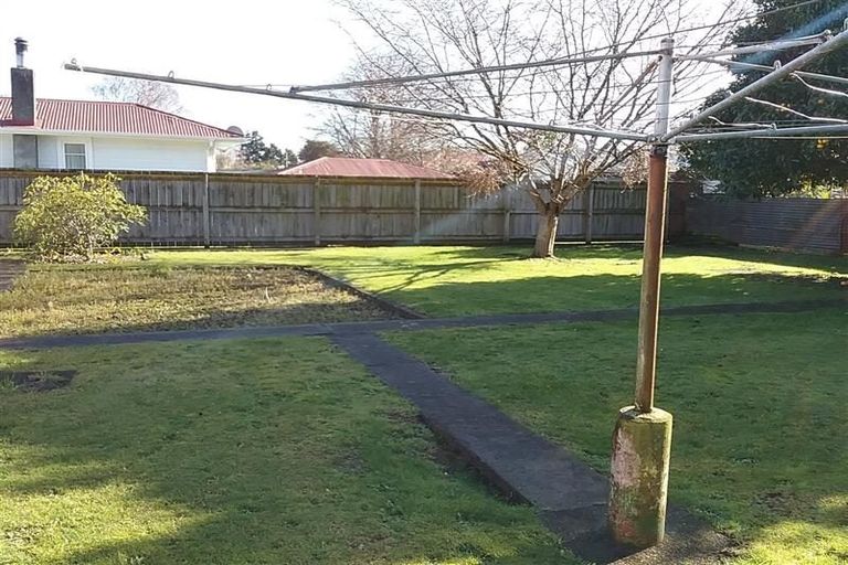 Photo of property in 25 Bowen Street, Levin, 5510