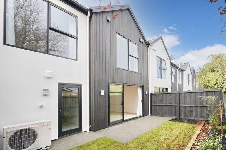 Photo of property in 31 Champion Street, Edgeware, Christchurch, 8013