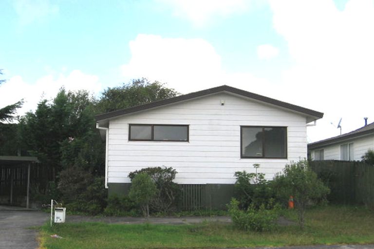 Photo of property in 239 Waitemata Drive, Ranui, Auckland, 0612