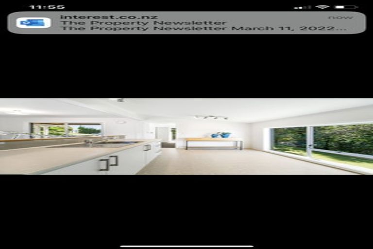 Photo of property in 10 Helvetia Drive, Browns Bay, Auckland, 0630