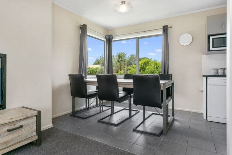 Photo of property in 4 Walpole Street, Leamington, Cambridge, 3432
