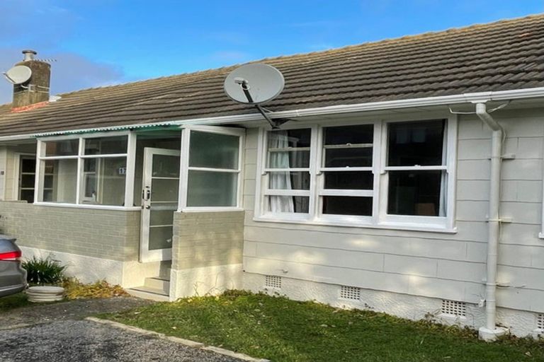 Photo of property in Barber Grove, Moera, Lower Hutt, 5010