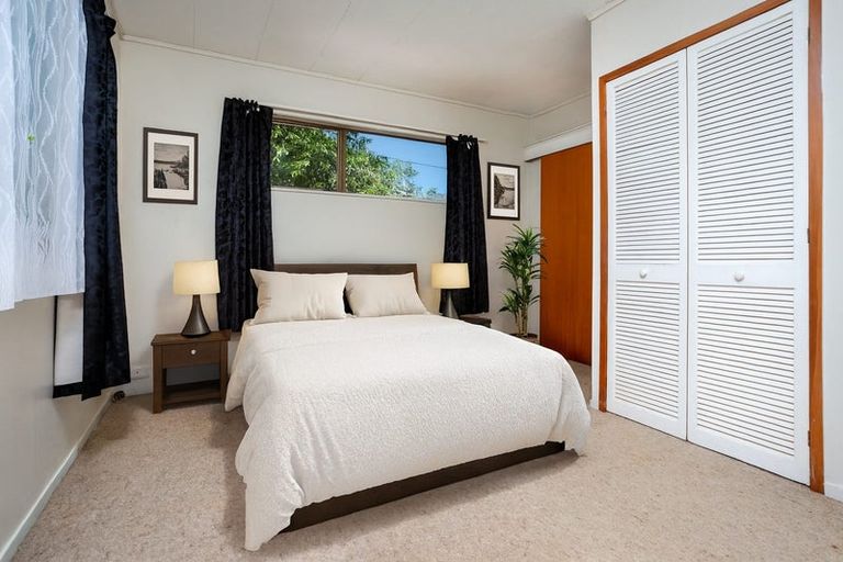 Photo of property in 34 The Avenue, Albany, Auckland, 0632