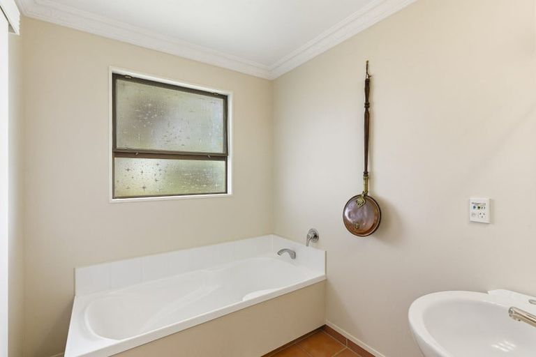 Photo of property in 27 Nathan Avenue, Paraparaumu Beach, Paraparaumu, 5032