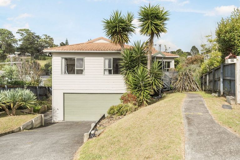 Photo of property in 15 Loughanure Place, Massey, Auckland, 0614