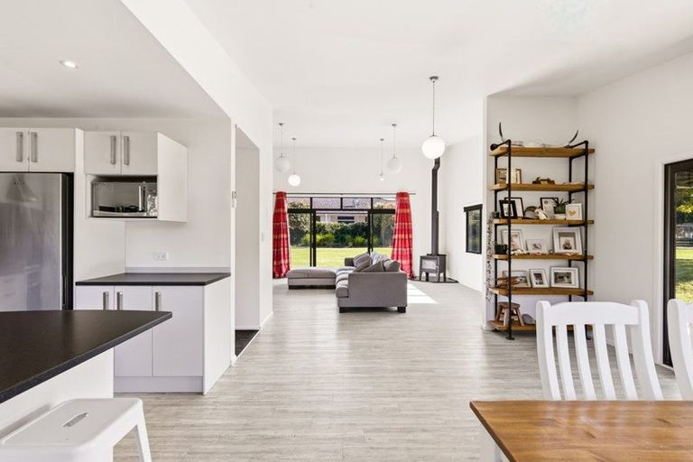 Photo of property in 92 Lisland Drive, Kinloch, Taupo, 3377