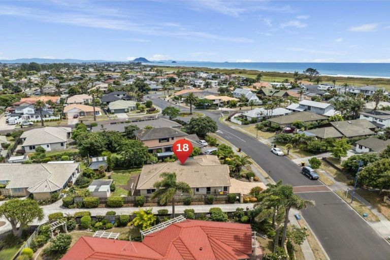 Photo of property in 18 Santa Monica Drive, Papamoa Beach, Papamoa, 3118