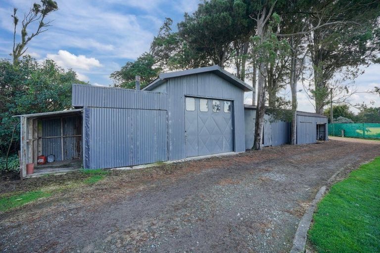 Photo of property in 49 Ferry Road, West Plains, Invercargill, 9879