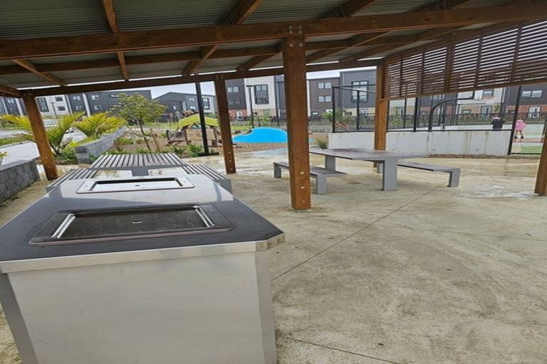 Photo of property in 25 Selo Street, Glen Eden, Auckland, 0602