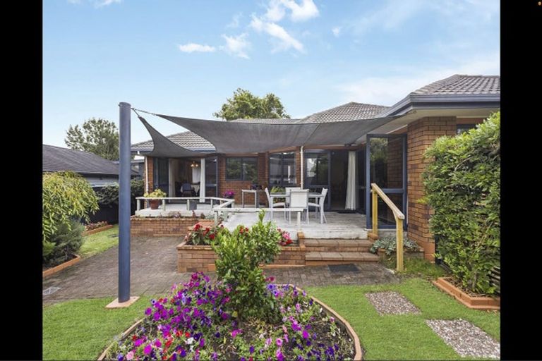 Photo of property in 23 Widdison Place, Albany, Auckland, 0632