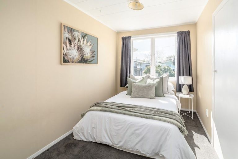 Photo of property in 44 Woodward Street East, Featherston, 5710