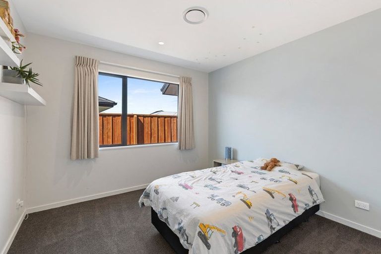 Photo of property in 1 Manaia Street, Pegasus, 7612