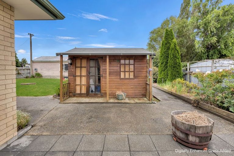 Photo of property in 16 Maria Street, Lumsden, 9730