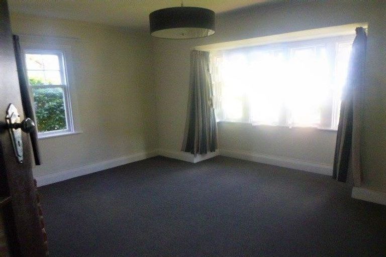 Photo of property in 17 Rakau Road, Hataitai, Wellington, 6021