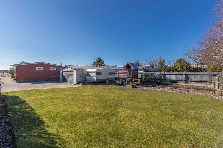 Photo of property in 135 Ohoka Road, Kaiapoi, 7630