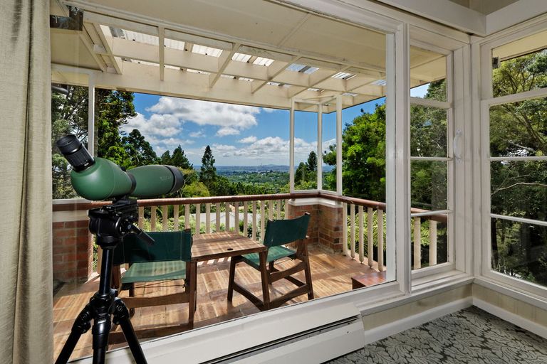 Photo of property in 47 Kopiko Road, Titirangi, Auckland, 0604