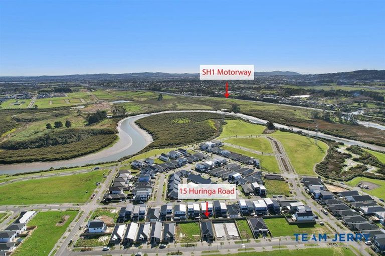Photo of property in 45 Tributary Parade, Karaka, 2113