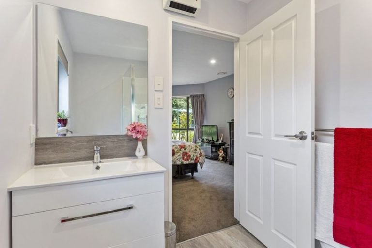 Photo of property in 20 Melford Close, Rangiora, 7400