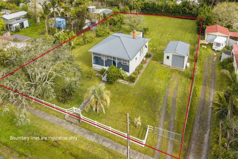 Photo of property in 17 Graham Street, Te Kopuru, 0391